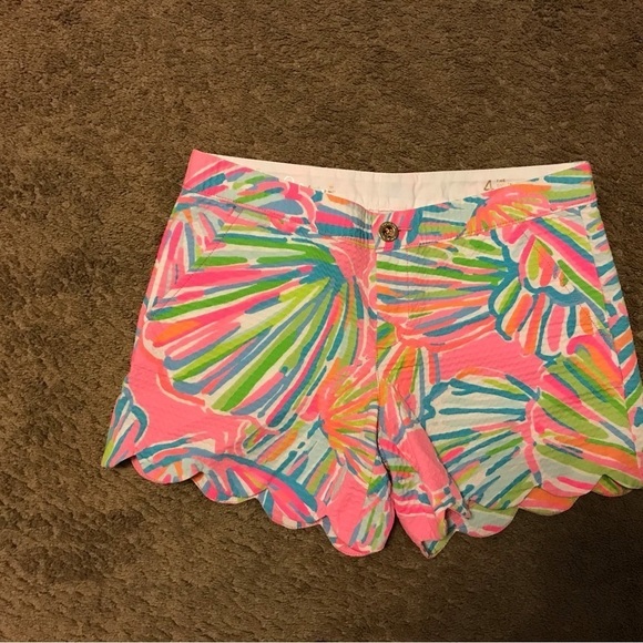 Lilly Pulitzer The Butter Cup Shorts - Picture 1 of 7